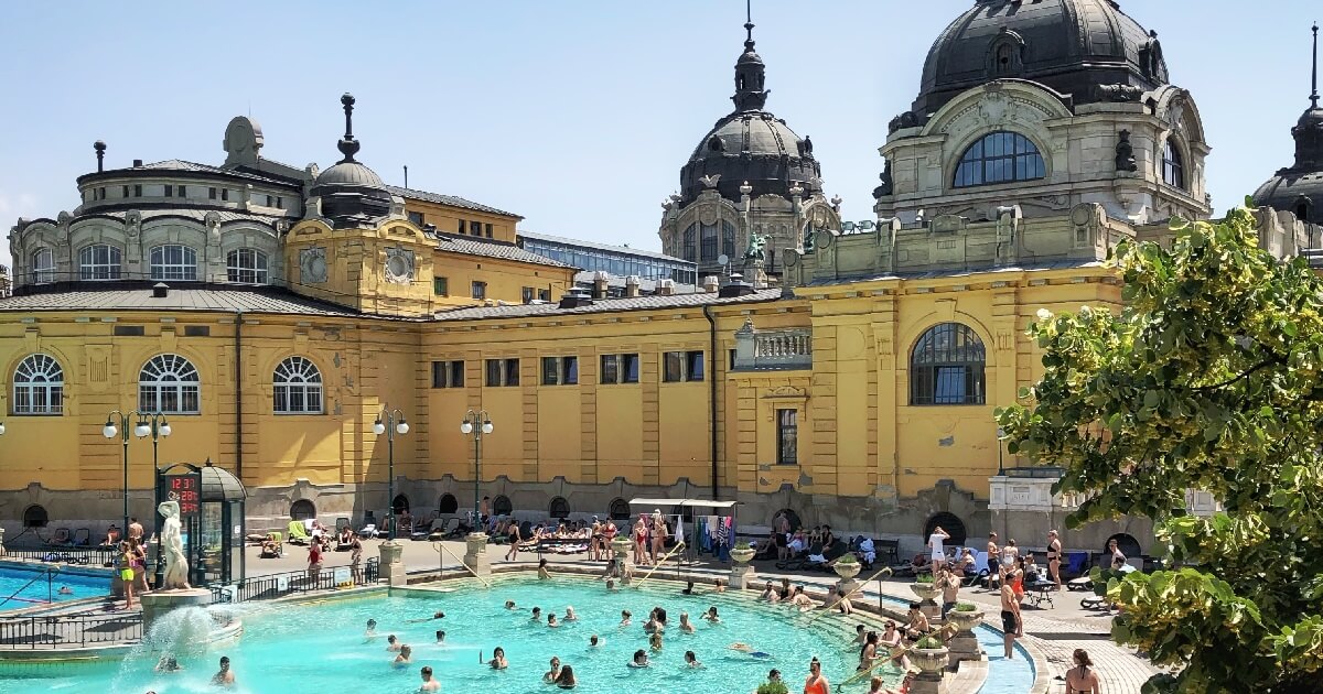 holiday activities in budapest